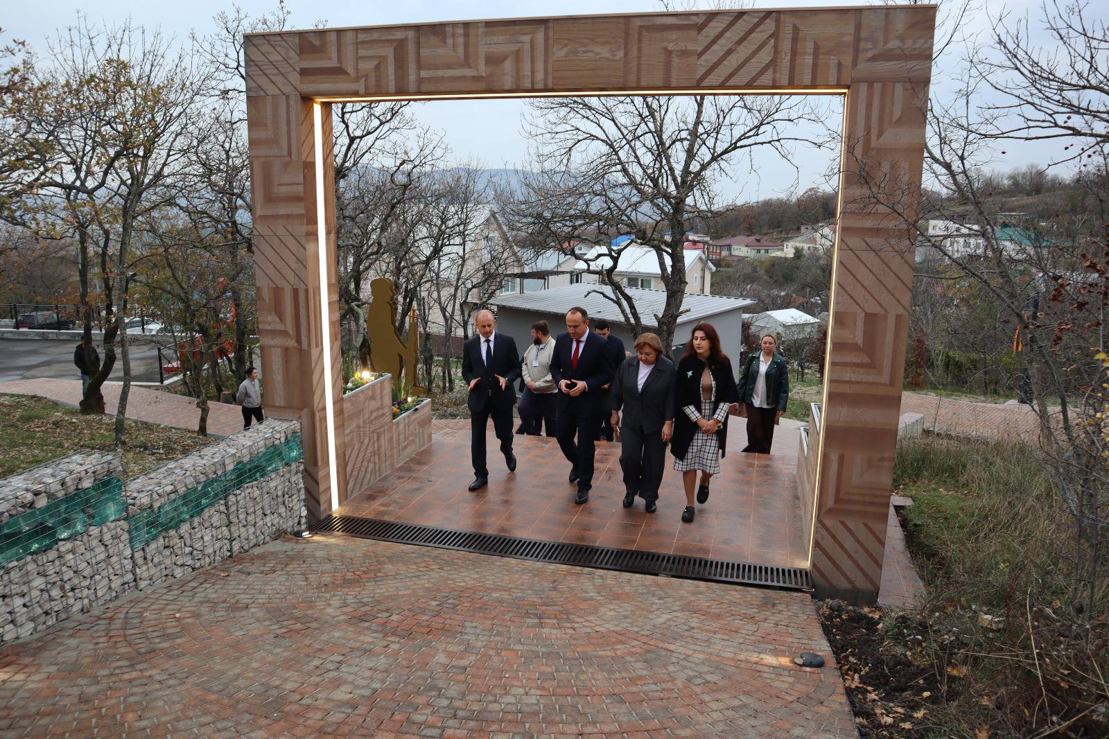 Алексей Богодистов: На этой неделе осмотрел патриотический терренкур, строительство которого уже на финишной прямой