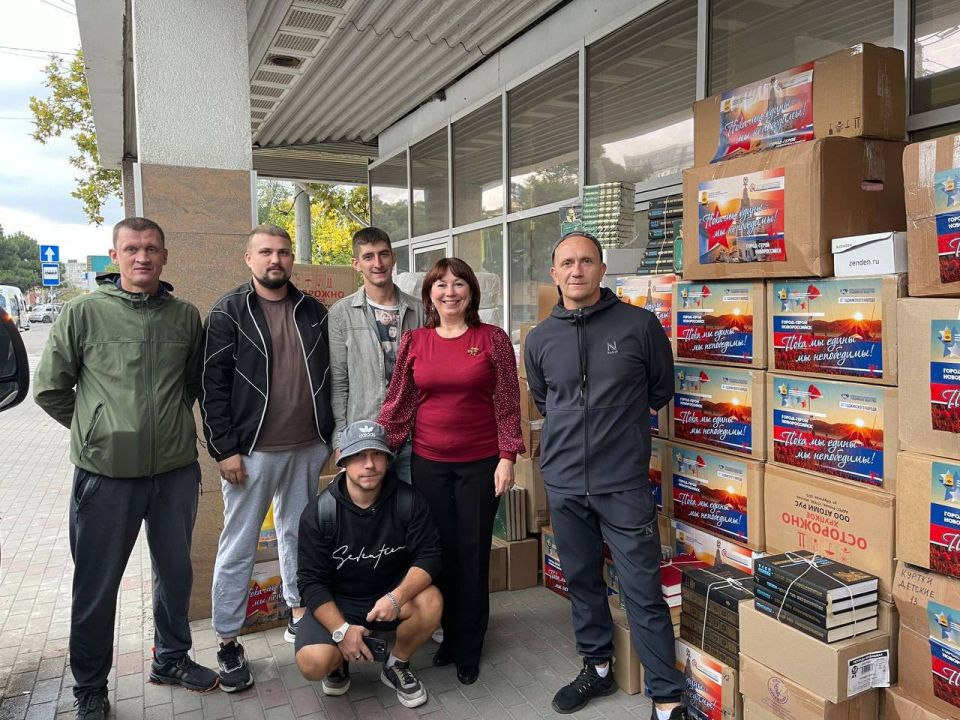 Андрей Кравченко: Школьные библиотеки Херсонской области пополнились новыми книгами благодаря неравнодушным жителям Новороссийска