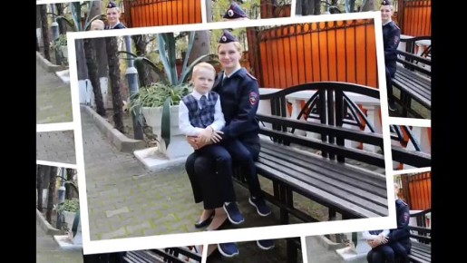 В День матери дети по всей стране говорят теплые слова своим мамам