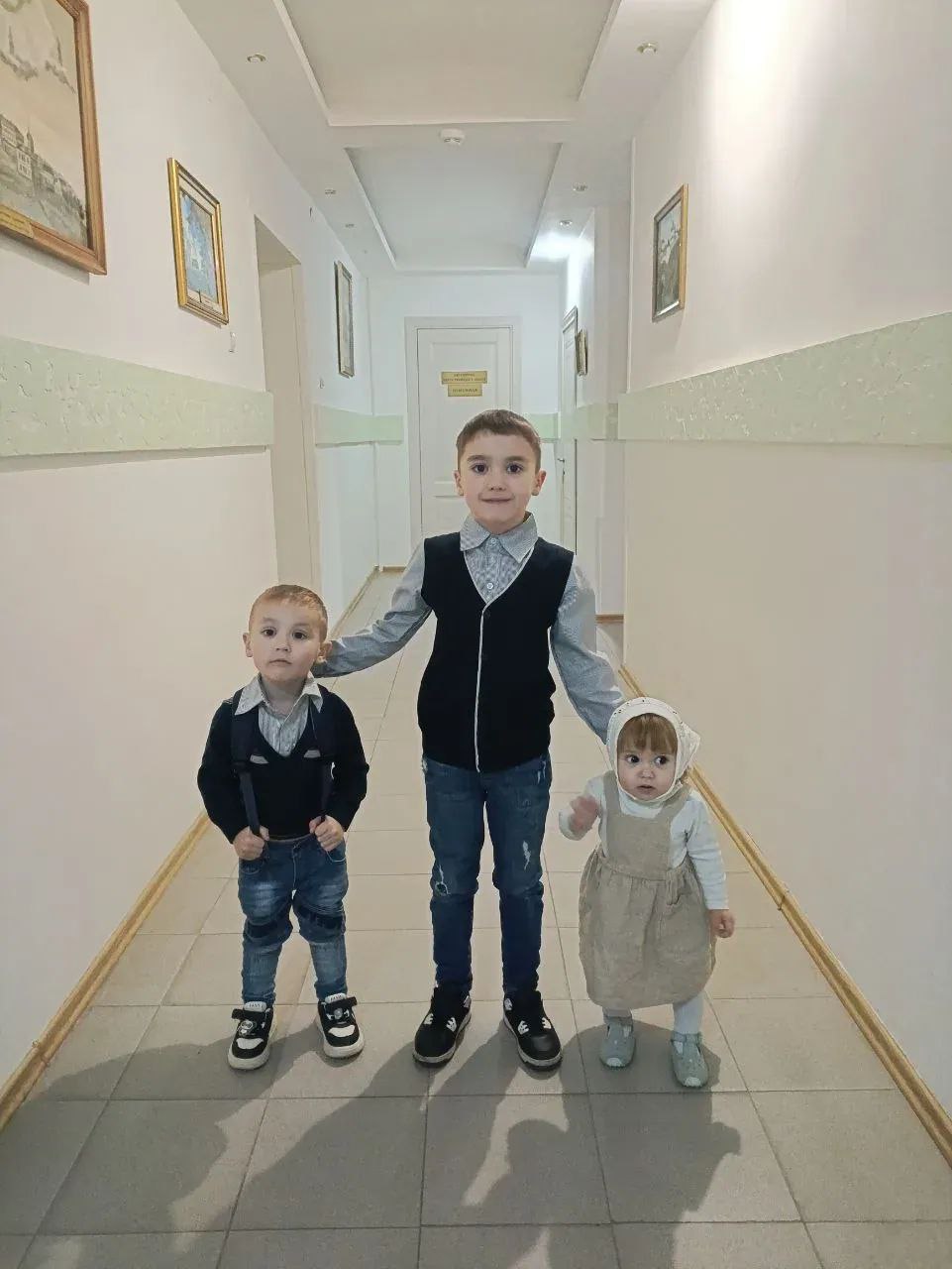 СЧАСТЬЕ, УМНОЖЕННОЕ НА ТРИ СЧАСТЬЕ, УМНОЖЕННОЕ НА ТРИ