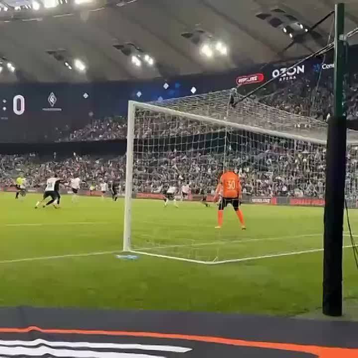 Нападающий Джон Кордоба забил 69-ый гол за "Краснодар" и стал лучшим бомбардиром в истории клуба