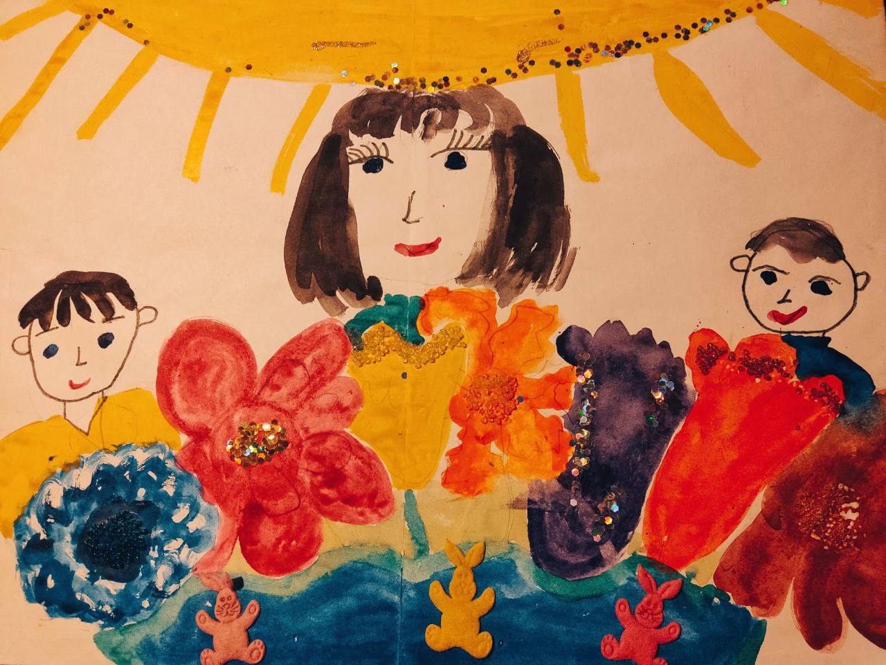 Время выбрать победителей нашего конкурса рисунков ко Дню матери! Время выбрать победителей нашего конкурса рисунков ко Дню матери!