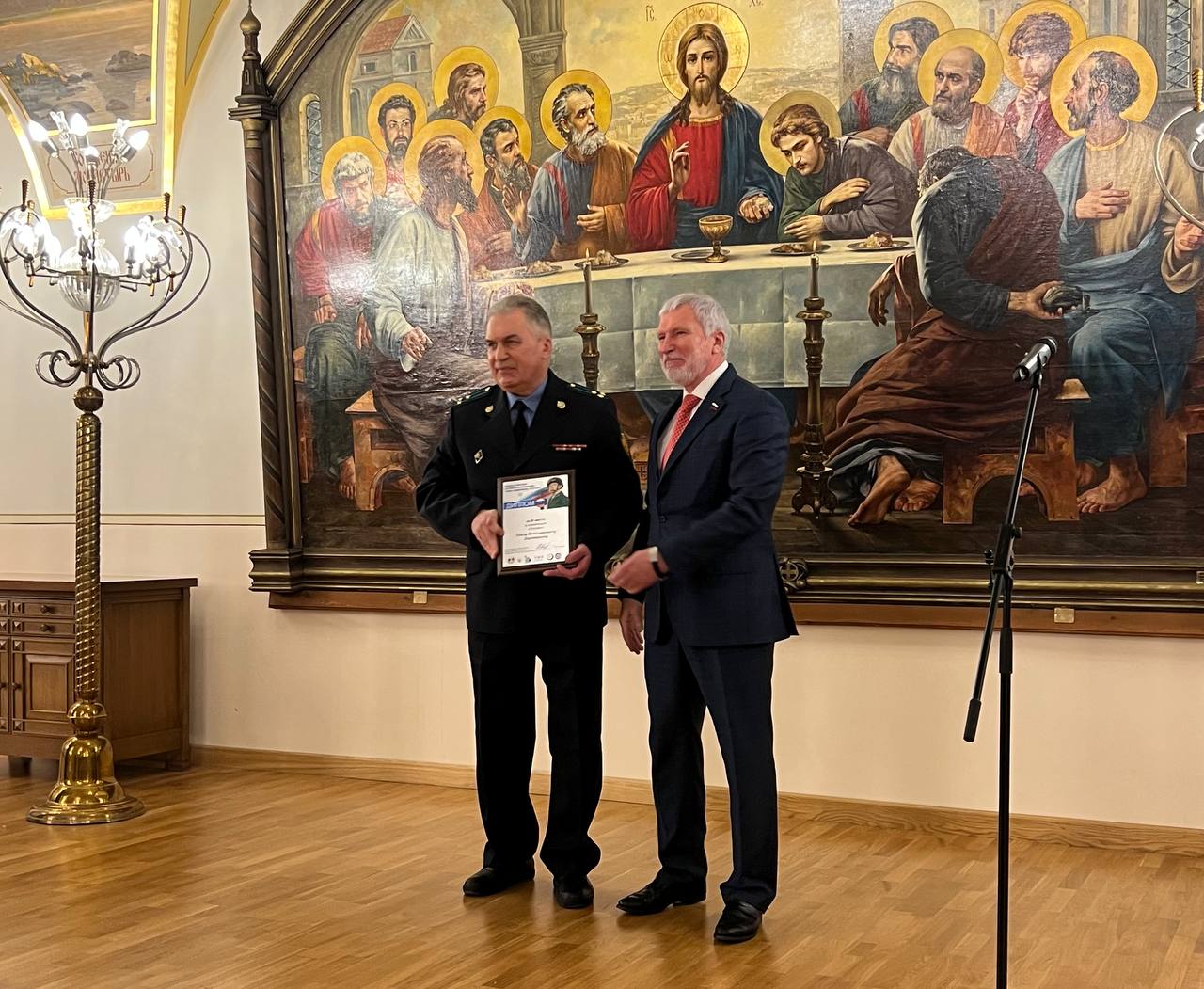 В Москве состоялась торжественная церемония награждения победителей литературного конкурса «Твои защитники, Россия» В Москве состоялась торжественная церемония награждения победителей литературного конкурса «Твои защитники, Россия»