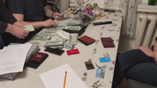               1988 . .,         ...