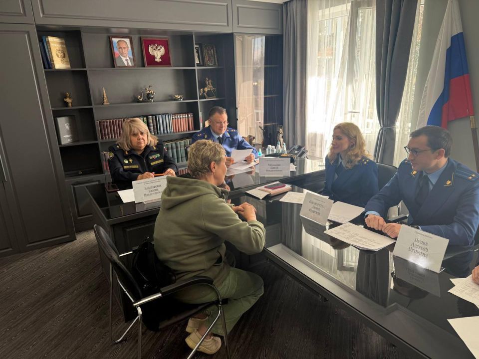 Прокурором края с участием руководителя ГУ ФССП России по Краснодарскому краю проведен личный прием граждан