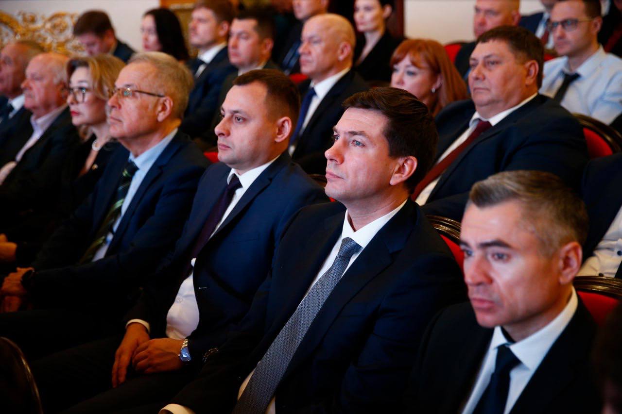 Вениамин Кондратьев: Общественная палата Краснодарского края – это эффективная площадка для открытого и конструктивного диалога общества с бизнесом и властью Вениамин Кондратьев: Общественная палата Краснодарского края – это эффективная площадка для открытого и конструктивного диалога общества с бизнесом и властью