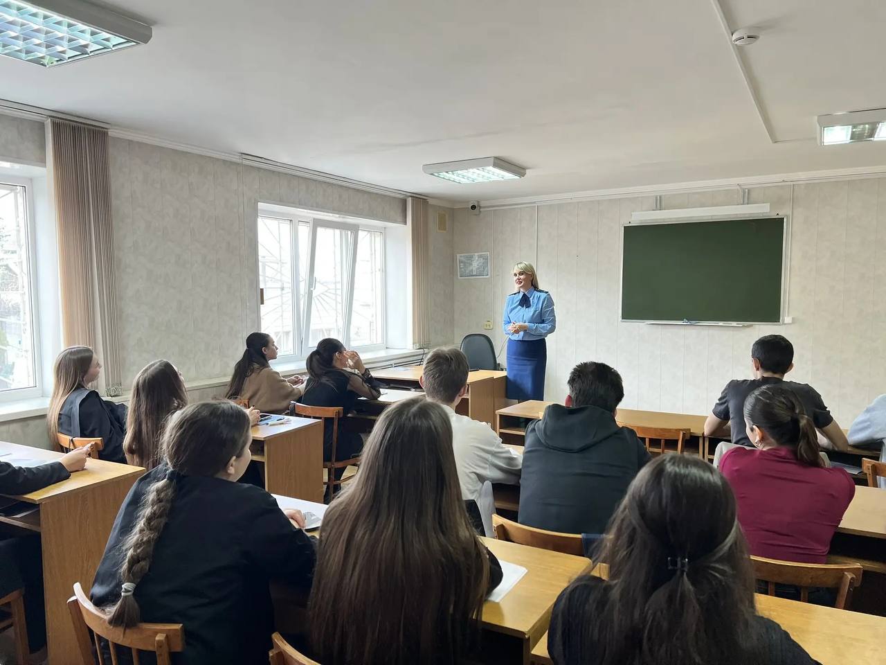 Прокуратурой города Армавира в рамках работы по правовому просвещению организована встреча со студентами юридического техникума Прокуратурой города Армавира в рамках работы по правовому просвещению организована встреча со студентами юридического техникума
