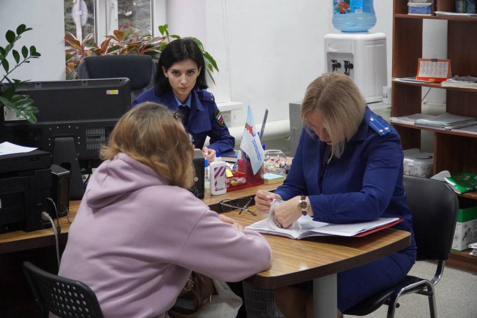 Лабинской межрайонной прокуратурой проведен прием членов семей участников СВО