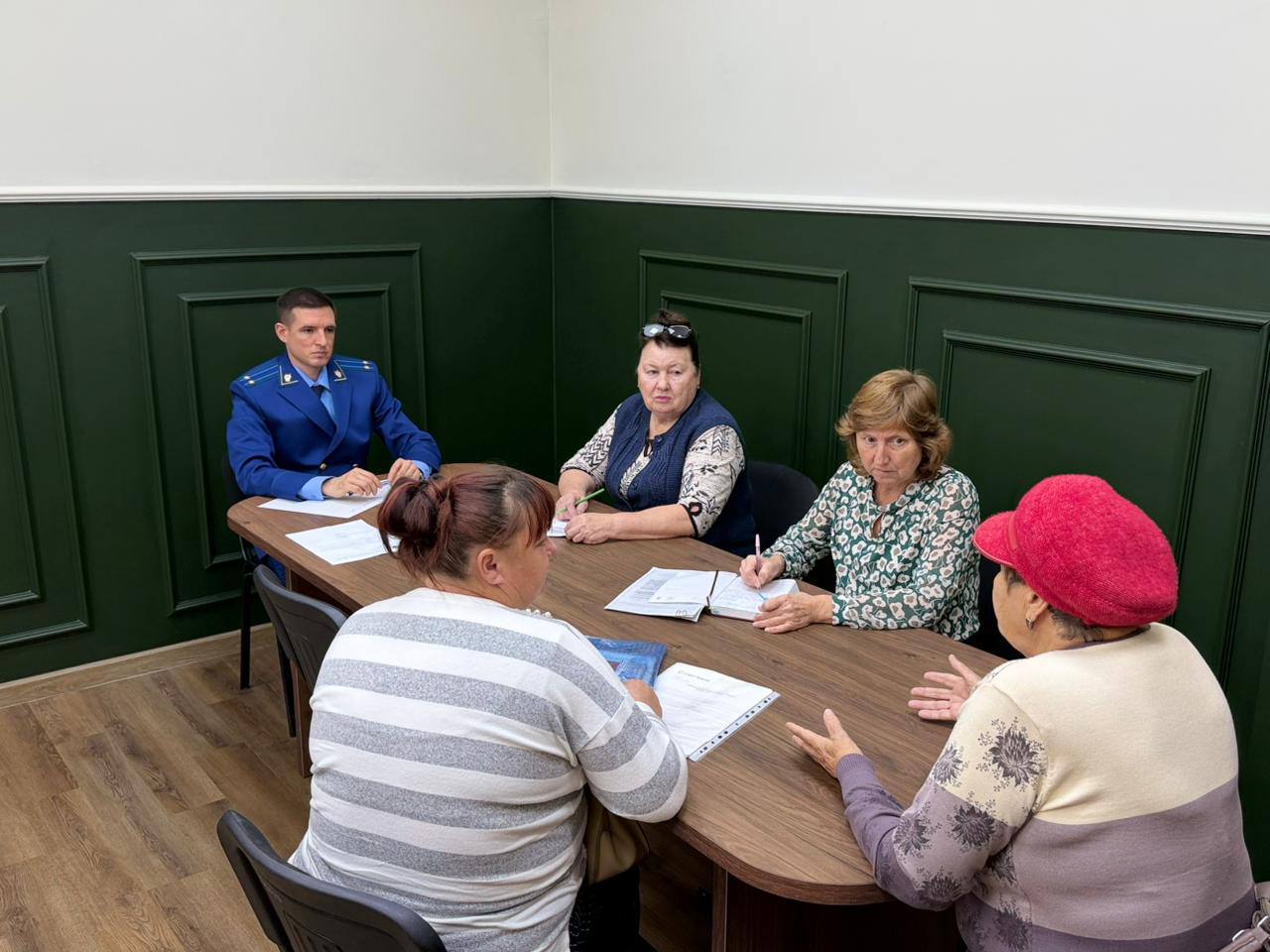 Прокурор Калининского района в Международный день инвалидов провел прием граждан с ограниченными возможностями