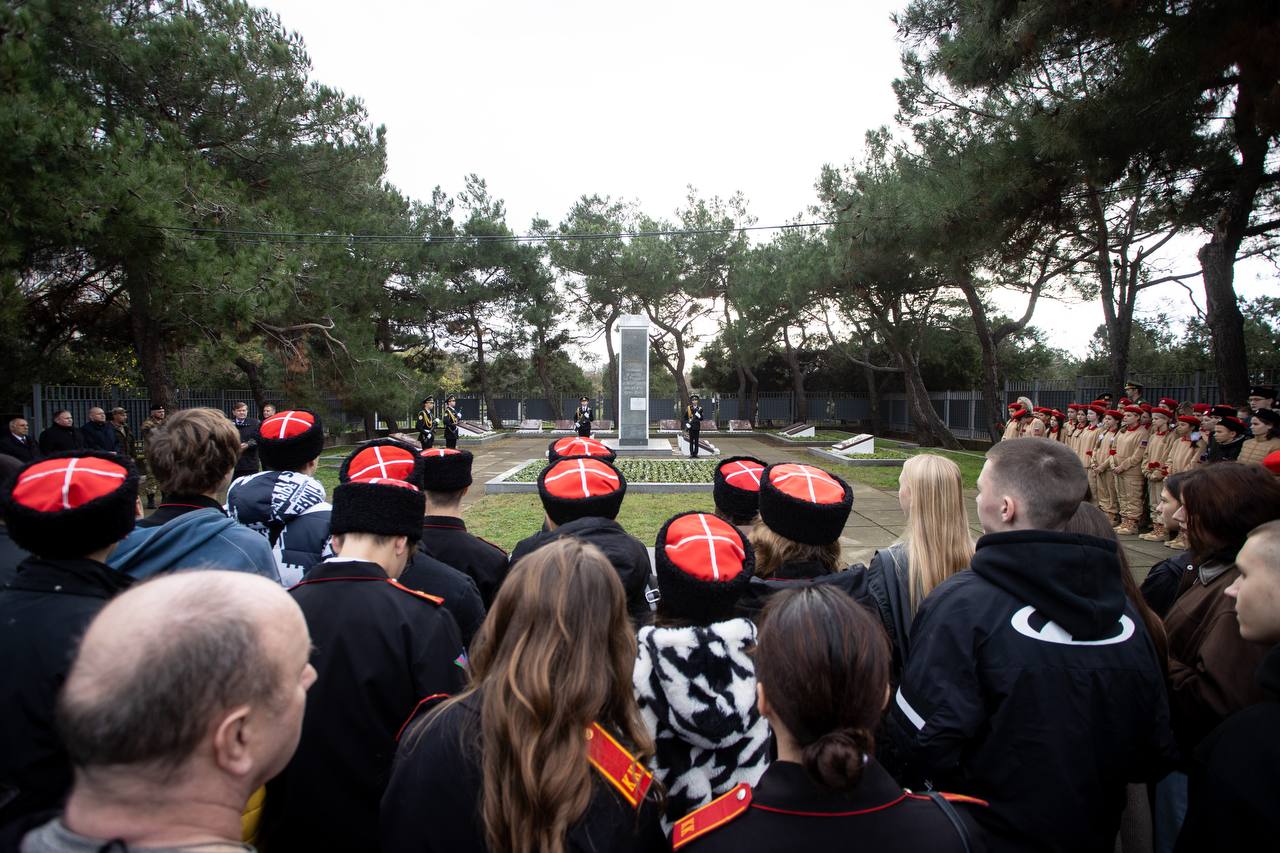 В День Неизвестного солдата анапчане почтили память павших защитников Отечества