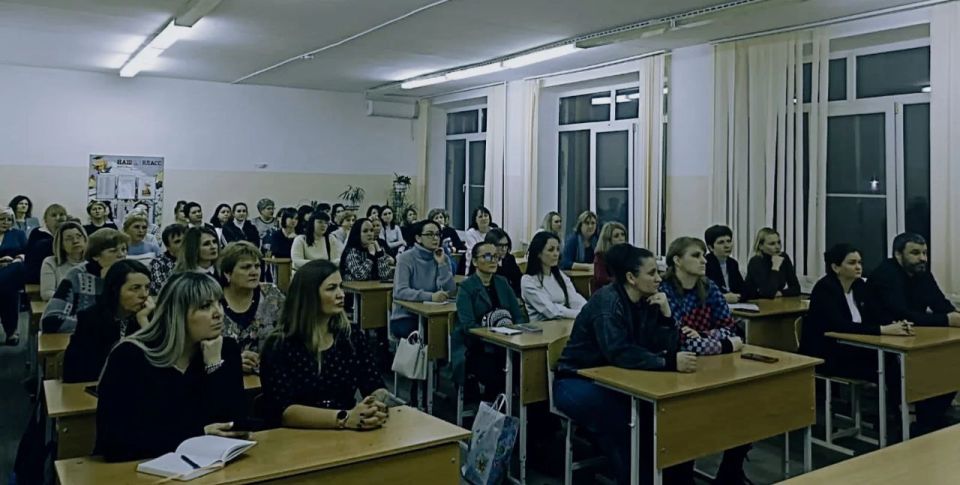 В Ейском районе прошло краевое родительское собрание для родителей выпускников 9-х классов