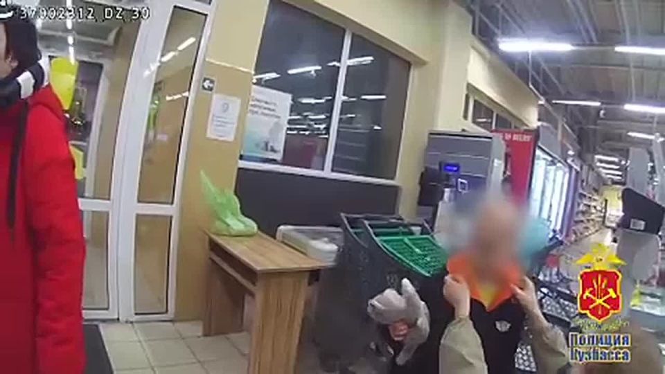 Хлеб, вода и игрушки: 5-летний мальчик из Новокузнецка сбежал из дома, прихватив только необходимое