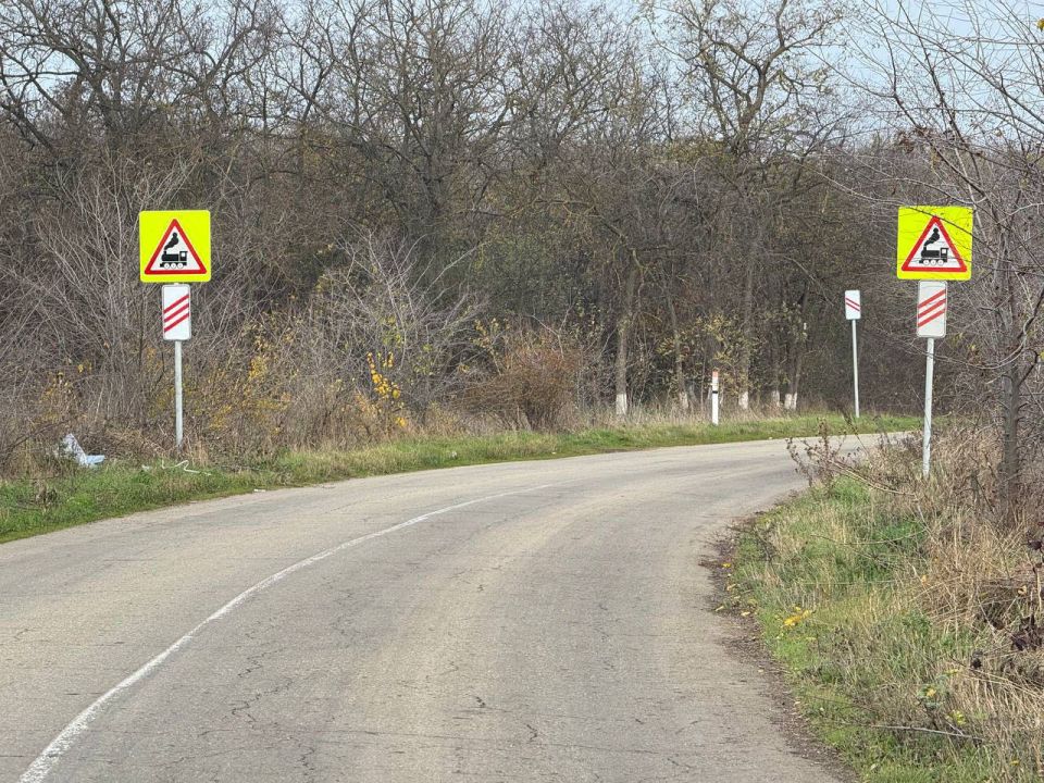 По результатам принятых прокуратурой Курганинского района мер администрацией района устранены нарушения законодательства о безопасности дорожного движения на подходах к железнодорожным переездам