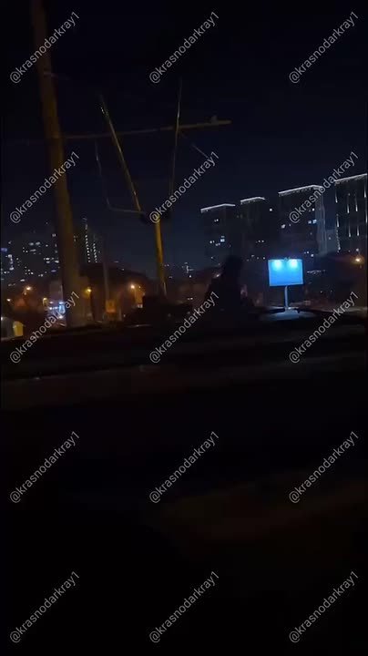 Краснодарские подростки снова кошмарят трамваи