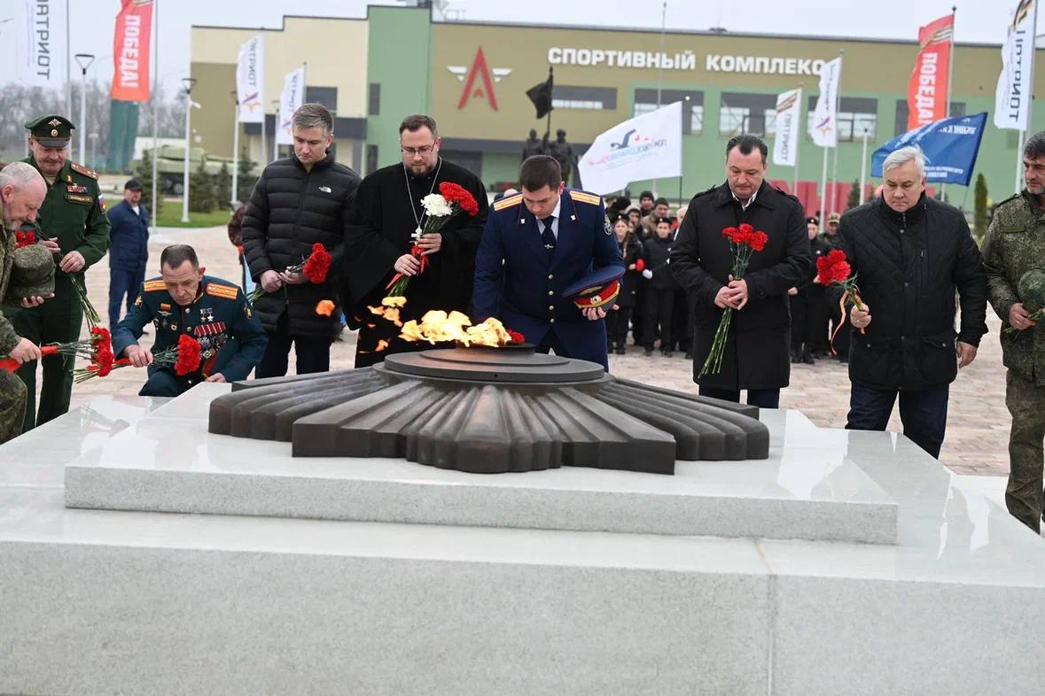 В Динском районе представитель следственного управления СК России принял участие в закрытии краевого этапа Всероссийской акции «Вахта Памяти-2025» В Динском районе представитель следственного управления СК России принял участие в закрытии краевого этапа Всероссийской акции «Вахта Памяти-2025»