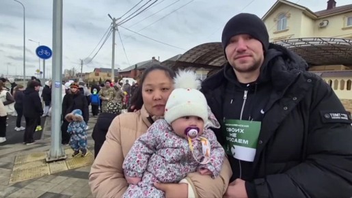 В преддверии Дня Героев Отечества в Новознаменском прошёл патриотический забег «СВОих не бросаем»