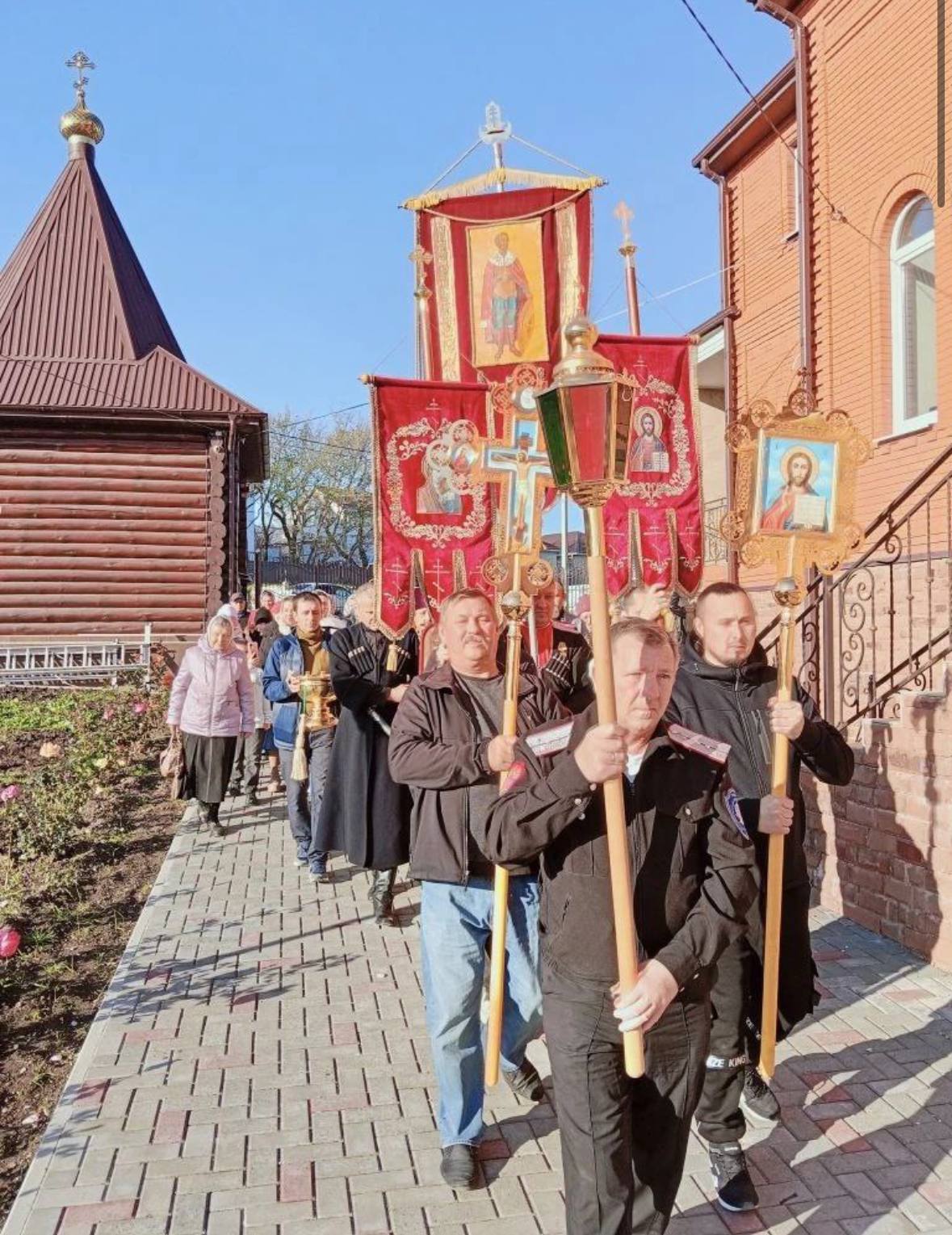В честь Дня памяти святого благоверного великого князя Александра Невского в Новороссийске прошли молебны и крестный ход В честь Дня памяти святого благоверного великого князя Александра Невского в Новороссийске прошли молебны и крестный ход