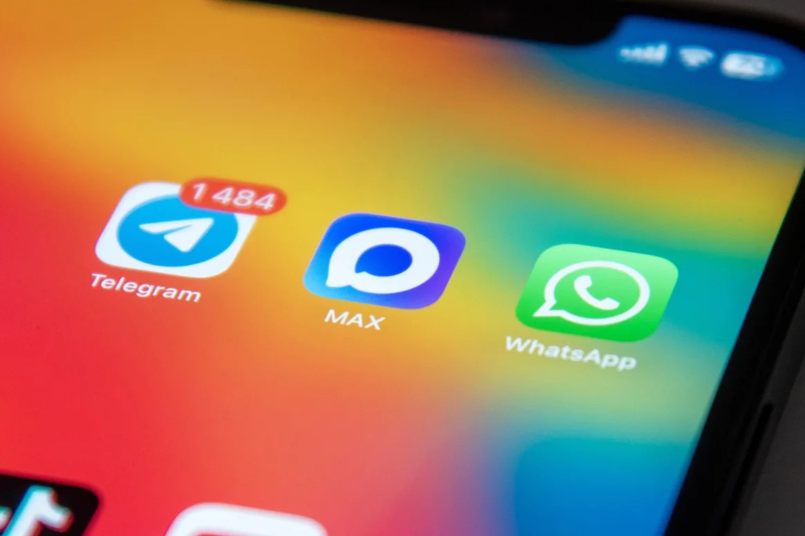 Жители Кубани жалуются на сбой в работе мессенджера Max