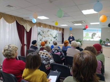 Участковые уполномоченные полиции провели профмероприятия в Карасунском округе и микрорайоне Гидростроителей Краснодара