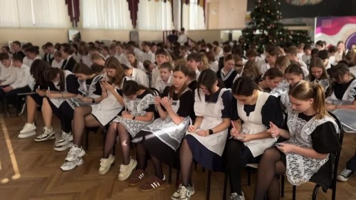 Сотрудники Управления Госавтоинспекции по Краснодарскому краю совместно с представителями духовенства проводят социально-психологические тренинги «Краш-курс» для учащихся старшей школы