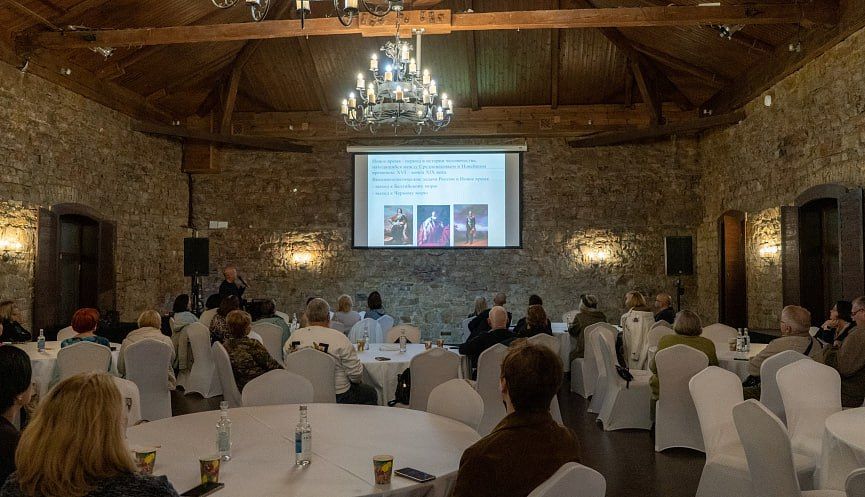 О событиях Нового времени (XVI-XIX века) рассказал краевед Роман Талдыкин на очередной лекции исторического клуба «Хроники Абрау»