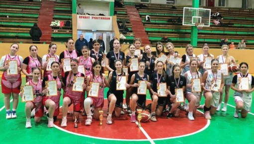 С 4 по 7 декабря в спортивном комплексе «Юность» проходил традиционный турнир по баскетболу, посвященный памяти первого директора ДЮСШ по баскетболу, заслуженного работника физической культуры Кубани – Георгия Николаевича...