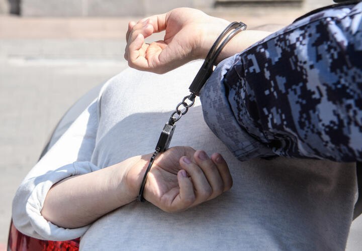 Жителя Мостовского района обвиняют в убийстве знакомого и угоне автомобиля