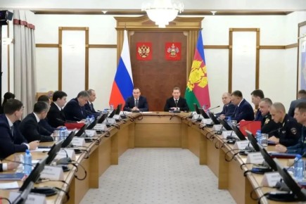 Алексей Богодистов: Геленджик входит в число муниципалитетов, где новогодние праздники проходят с высоким туристическим потоком, поэтому тема безопасности сегодня стала ключевой на краевом заседании по правопорядку и...