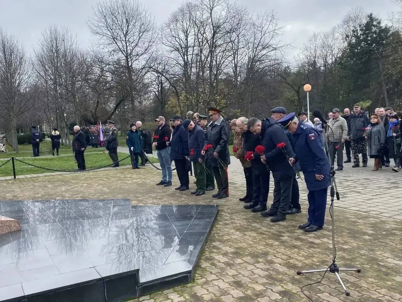 В Краснодаре почтили память погибших в вооружённом конфликте в Чеченской Республике В Краснодаре почтили память погибших в вооружённом конфликте в Чеченской Республике