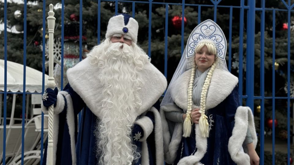 В АРМАВИРЕ ДЕД МОРОЗ И СНЕГУРОЧКА ПОЗДРАВЯТ ДЕТЕЙ ПО ТЕЛЕФОНУ