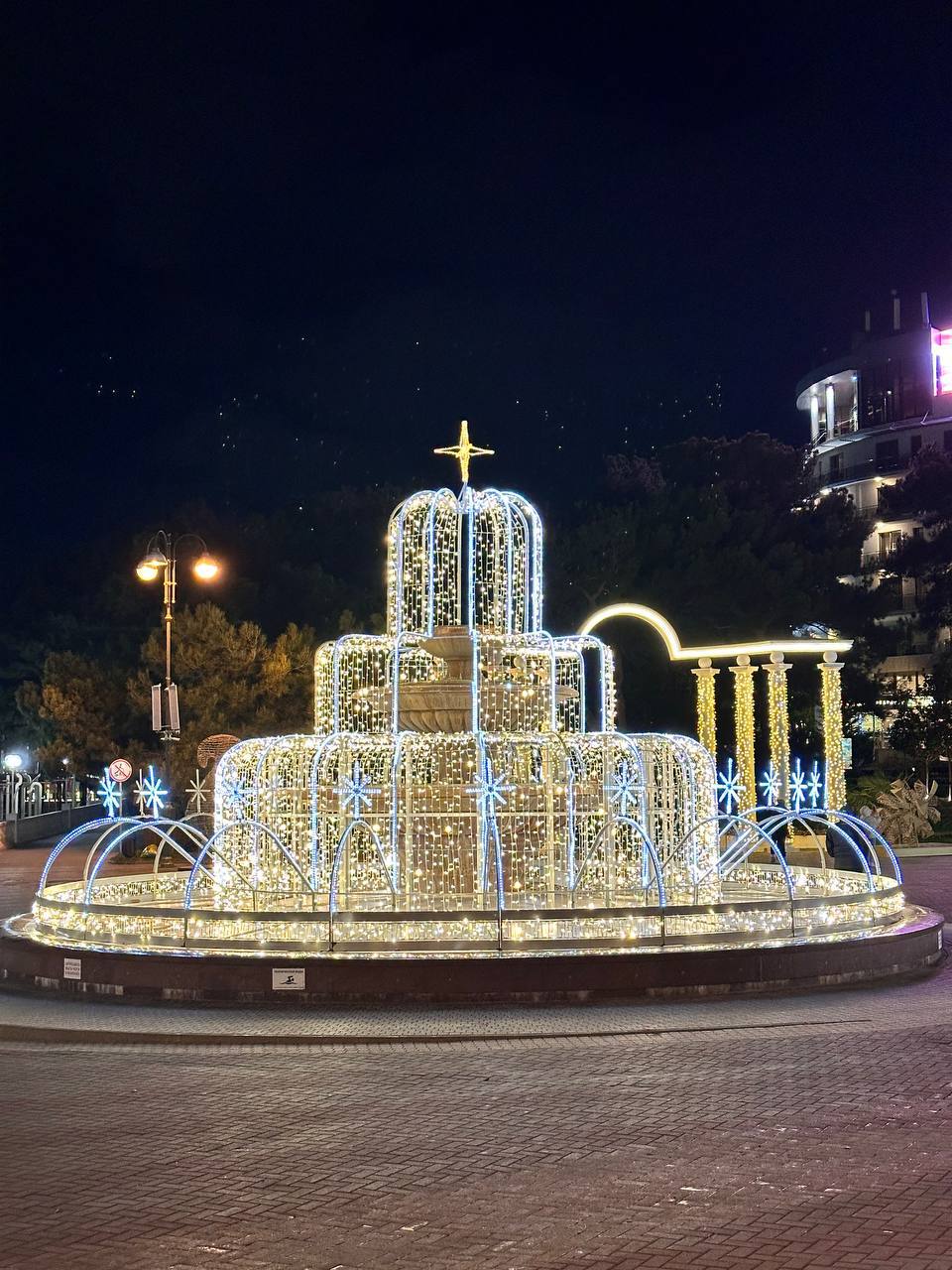 Геленджик засияет к Новому году! Геленджик засияет к Новому году!