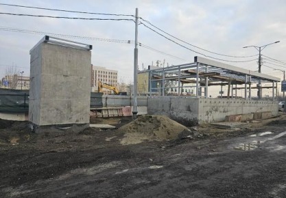 Глубокая яма и грязь, а вокруг никого: как выглядит подземный переход на улице Дзержинского в Краснодаре