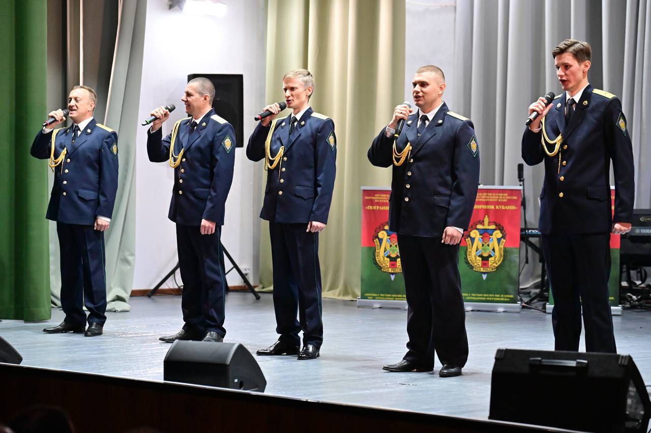 Андрей Кравченко: Памяти воинов-пограничников! Принял участие в торжественном мероприятии, посвященном Дню Героев Отечества Андрей Кравченко: Памяти воинов-пограничников! Принял участие в торжественном мероприятии, посвященном Дню Героев Отечества