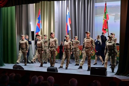 Андрей Кравченко: Памяти воинов-пограничников! Принял участие в торжественном мероприятии, посвященном Дню Героев Отечества