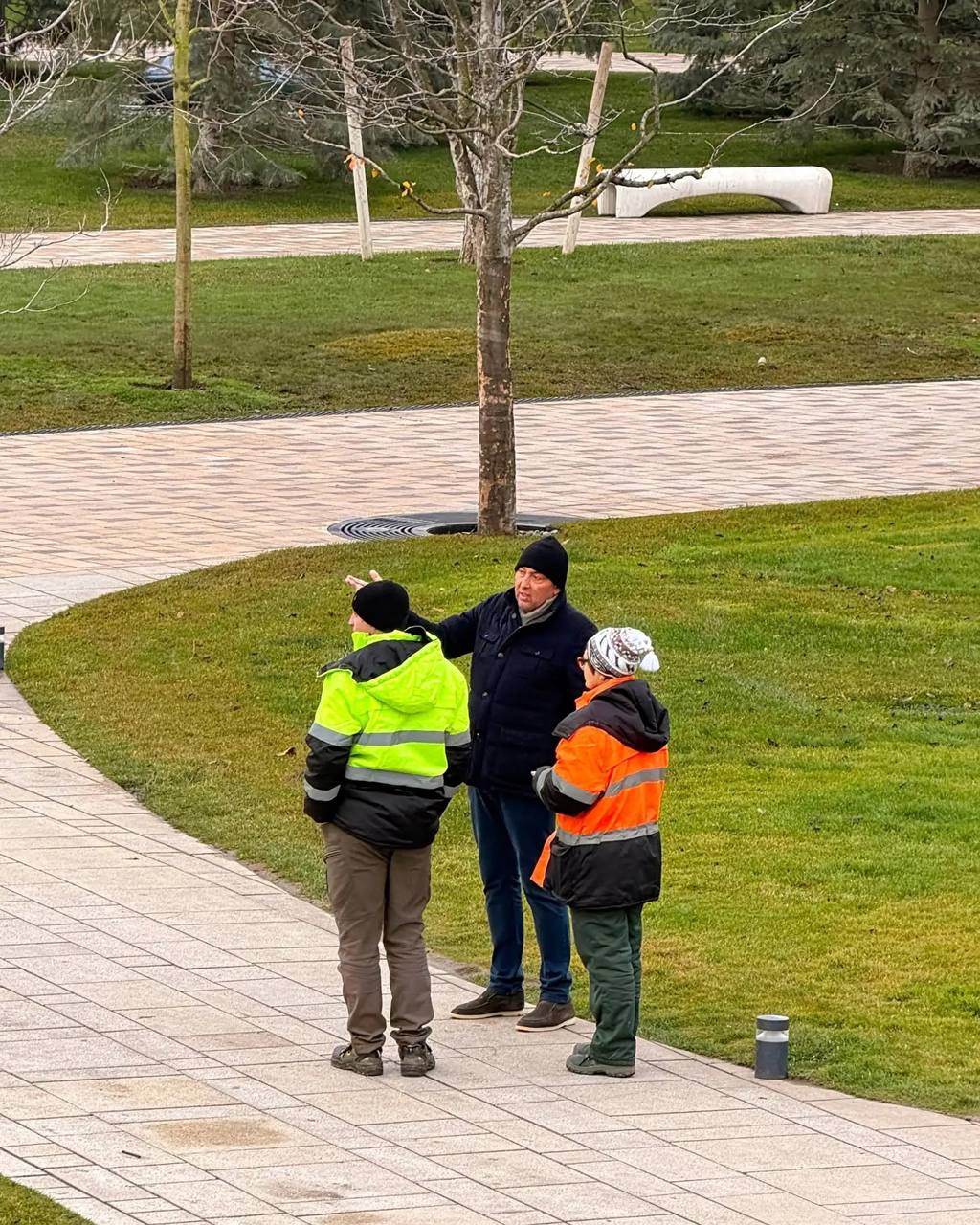 Сергей Галицкий лично контролирует работы по украшению парка «Краснодар»