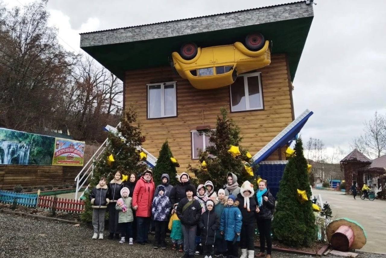 В Новороссийске для детей участников СВО организовали увлекательную программу с посещением культурно-туристического комплекса В Новороссийске для детей участников СВО организовали увлекательную программу с посещением культурно-туристического комплекса
