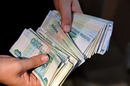 Крыму выделят 10 млрд рублей на ремонт дорог в 2026 году