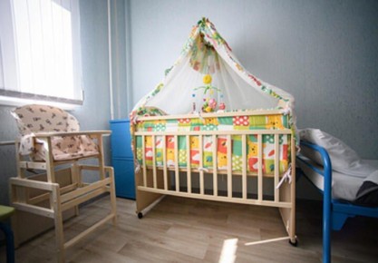 Уже три смерти. 39-летняя жительница станицы Каневской на Кубани в гибели своего новорожденного сына винит врачей, сообщает "Живая Кубань"