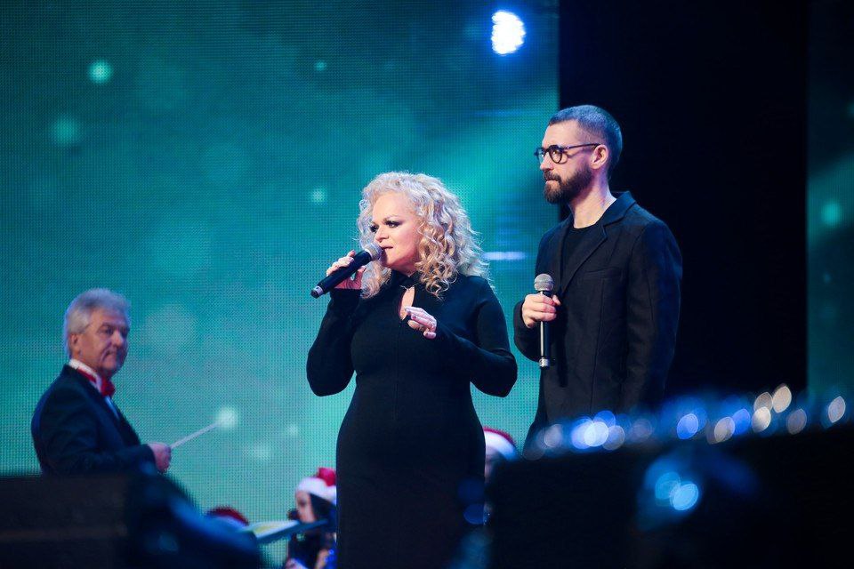 Долина не приехала на свой суд, потому что выступает на «Главном новогоднем концерте» в Москве