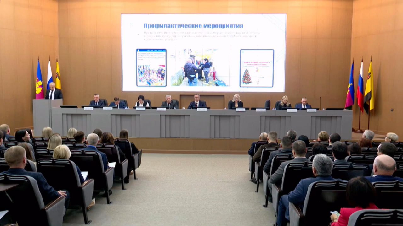 Новороссийцам напомнили о необходимости соблюдать меры безопасности в новогодние праздники Новороссийцам напомнили о необходимости соблюдать меры безопасности в новогодние праздники