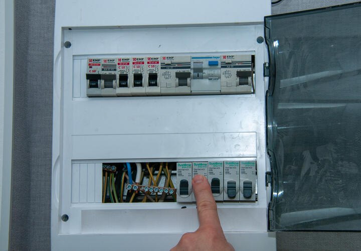 В соцсетях активно распространяют информацию о том, что с 2026 года в нескольких городах и районах Кубани тарифы на коммуналку вырастут до небывалого 141 процента