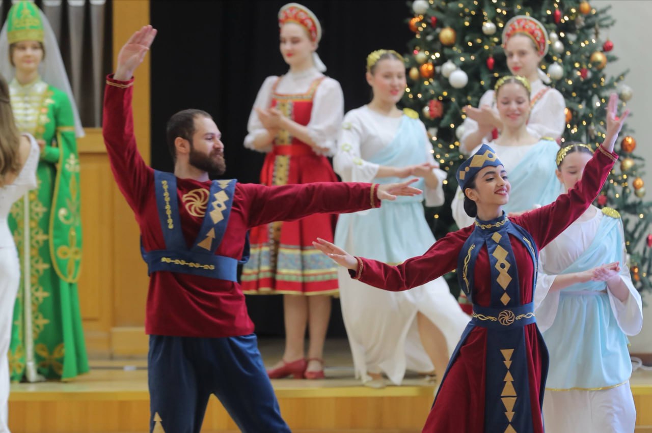 Подведение итогов проекта «Национальные гостиные «Традиции народов из века в век» прошло в Краснодаре Подведение итогов проекта «Национальные гостиные «Традиции народов из века в век» прошло в Краснодаре