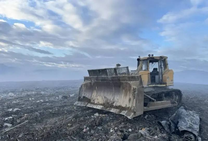 Андрей Кравченко: Ликвидацию возгорания на полигоне «Терра-Н», его эксплуатацию и деятельность Южного регионального оператора обсудили совместно с руководителями надзорных органов, депутатским корпусом и представителями... Андрей Кравченко: Ликвидацию возгорания на полигоне «Терра-Н», его эксплуатацию и деятельность Южного регионального оператора обсудили совместно с руководителями надзорных органов, депутатским корпусом и представителями...