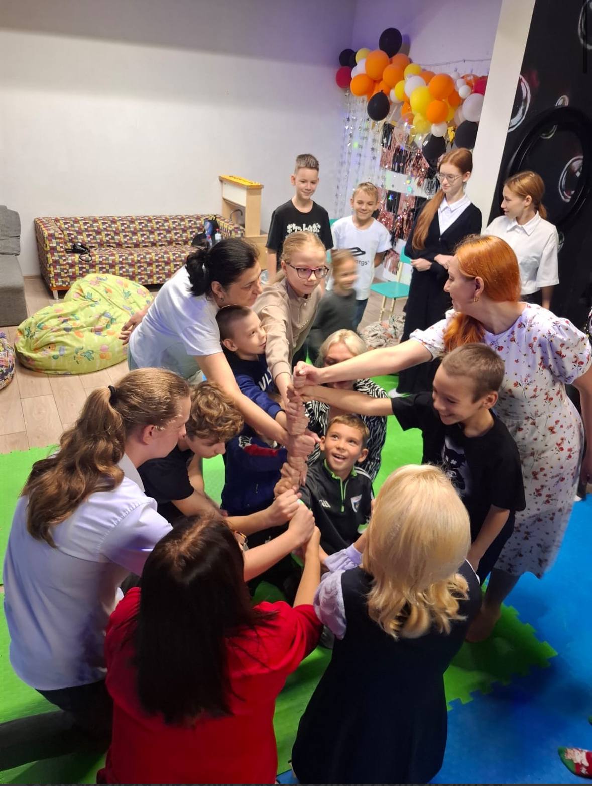 В Новороссийске для адаптации детей-сирот реализуют проект «Крылья будущего»: первые шаги детей к театральной сцене» В Новороссийске для адаптации детей-сирот реализуют проект «Крылья будущего»: первые шаги детей к театральной сцене»