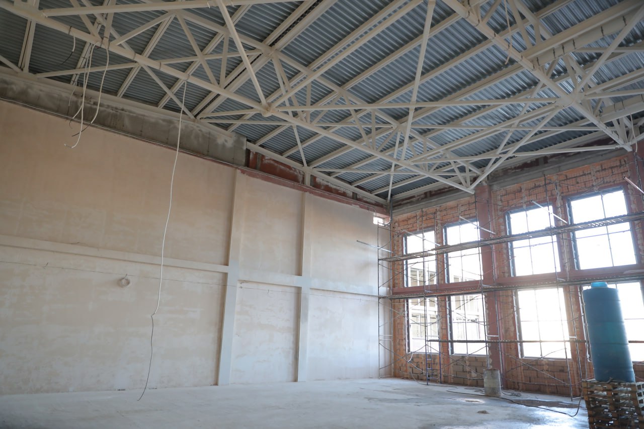 Школа на Лизы Чайкиной готова более чем на половину Школа на Лизы Чайкиной готова более чем на половину