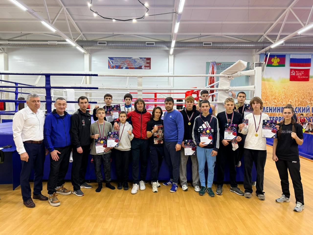 В станице Ленинградской прошло открытое первенство муниципального образования Ленинградский муниципальный округ на призы заслуженного мастера спорта по боксу Екатерины Куц