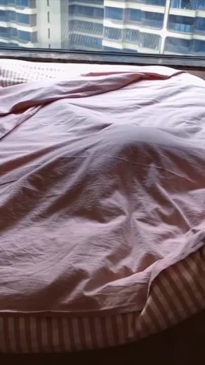 Когда пора вставать из теплой кроватки и идти на работу