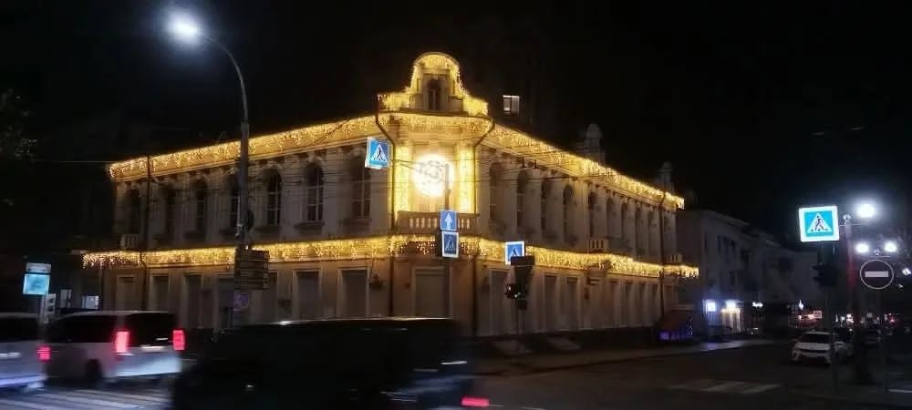 В Новороссийске ведется активная подготовка учреждений культуры к встрече Нового года В Новороссийске ведется активная подготовка учреждений культуры к встрече Нового года