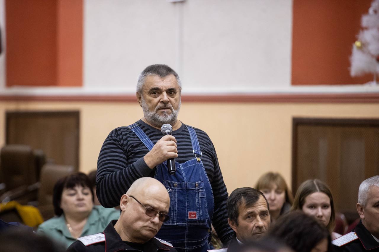 В Джигинке состоялся выездной прием граждан В Джигинке состоялся выездной прием граждан