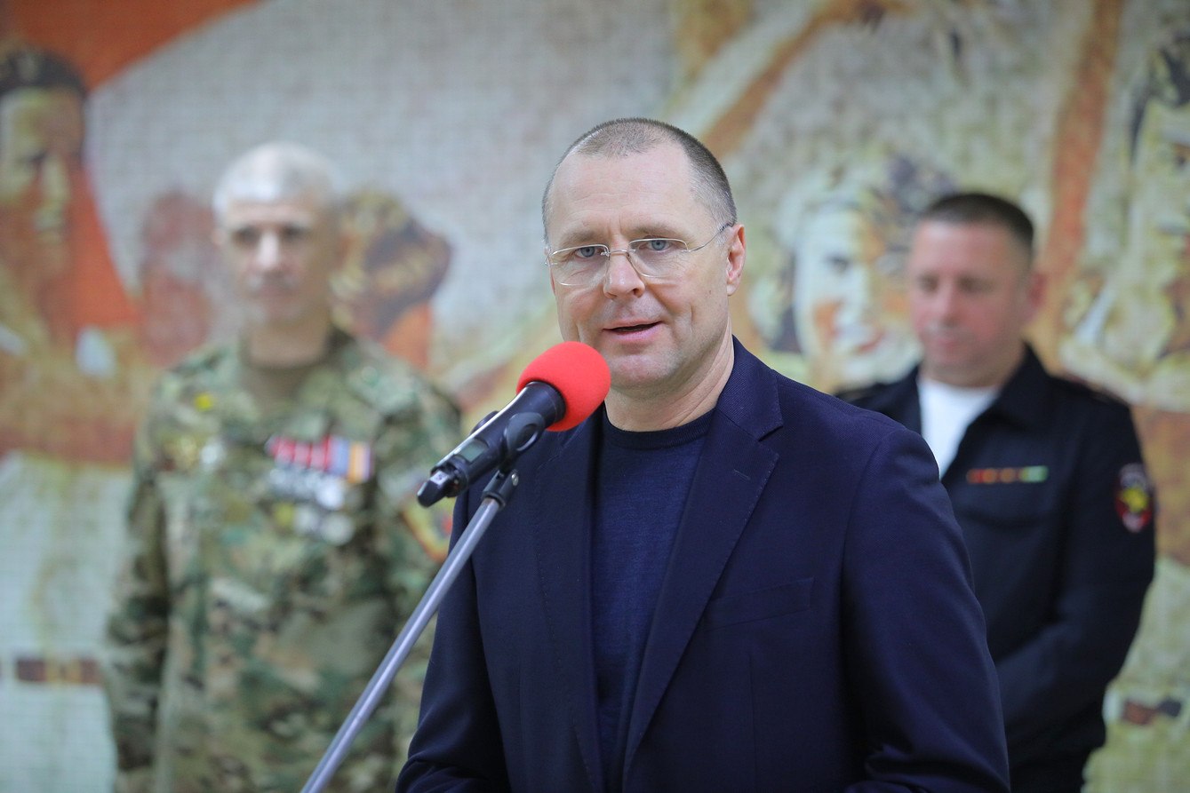 Свои первые паспорта участники Движения Первых из Ейского района получили в международном детском центре «Артек»! Свои первые паспорта участники Движения Первых из Ейского района получили в международном детском центре «Артек»!